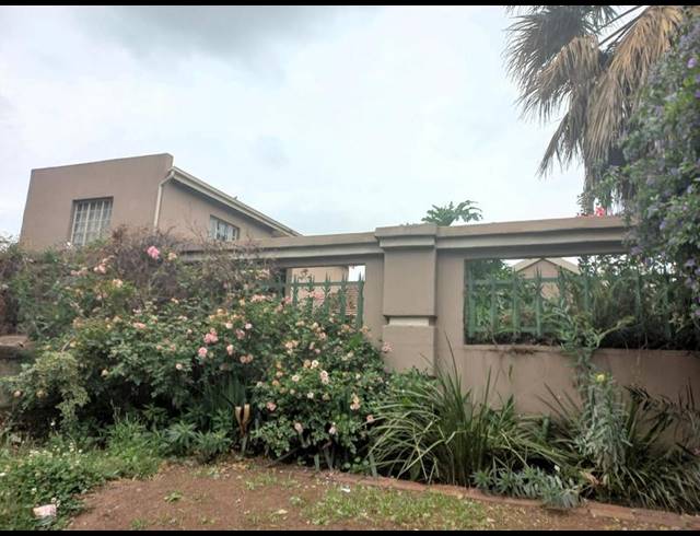 4 BEDROOM HOUSE FOR SALE IN VAN DYK PARK